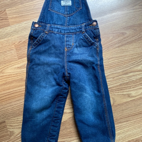 OshKosh B’gosh Jean overalls 24m fleece lined - Picture 2 of 7